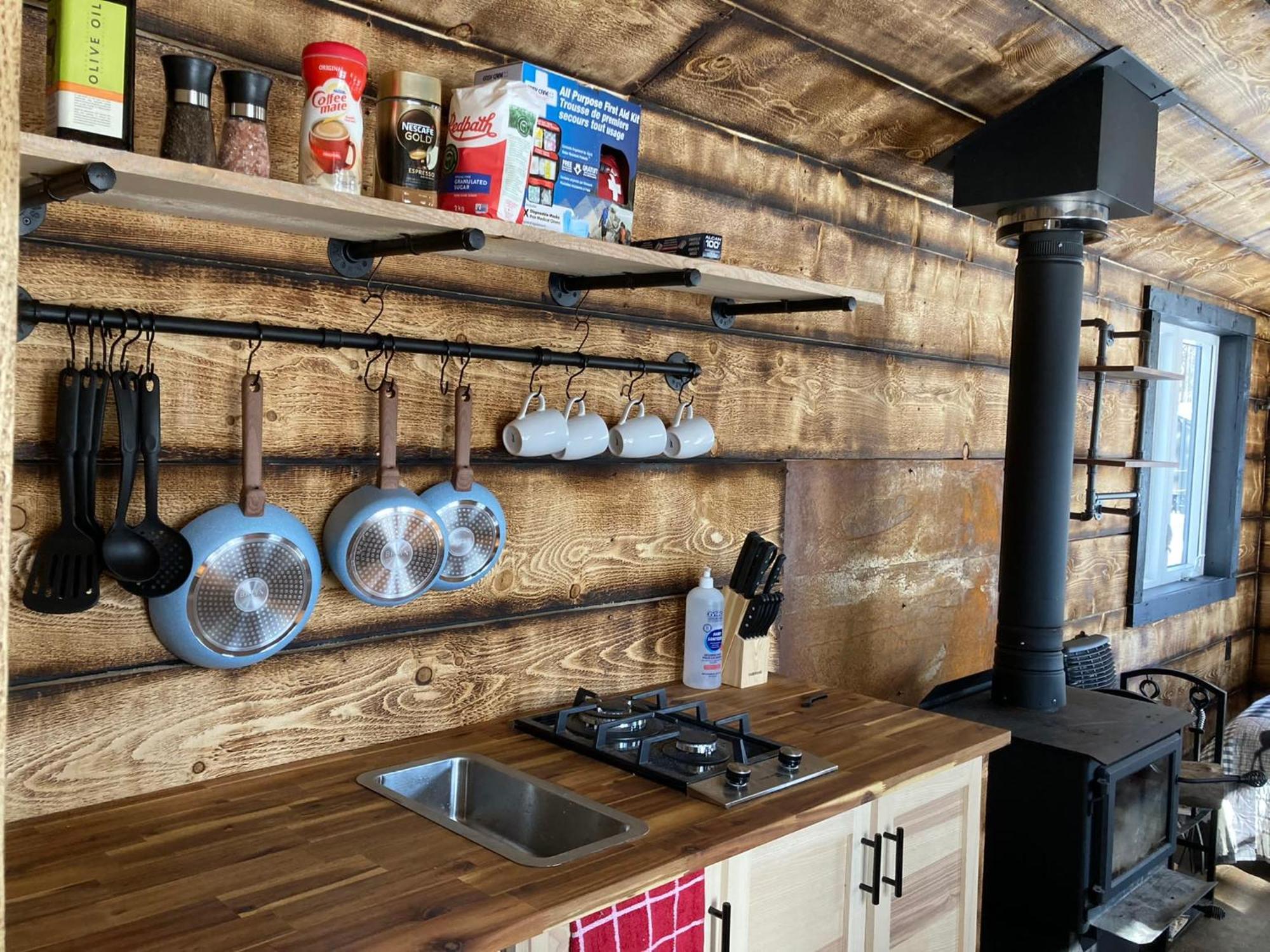 Your Cozy Cabin Retreat Saint-Remi-d'Amherst Exterior photo